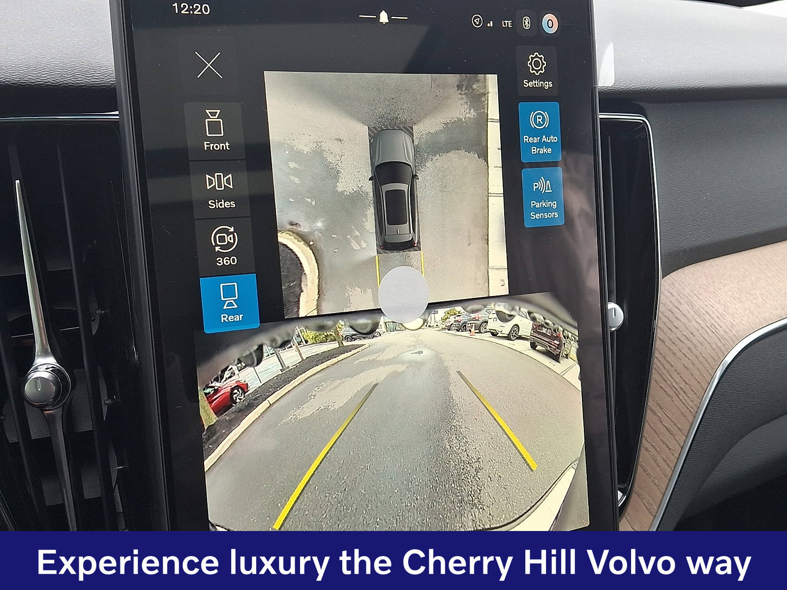 New 2027 Volvo XC60 B5 Plus AWD/4WD image 14