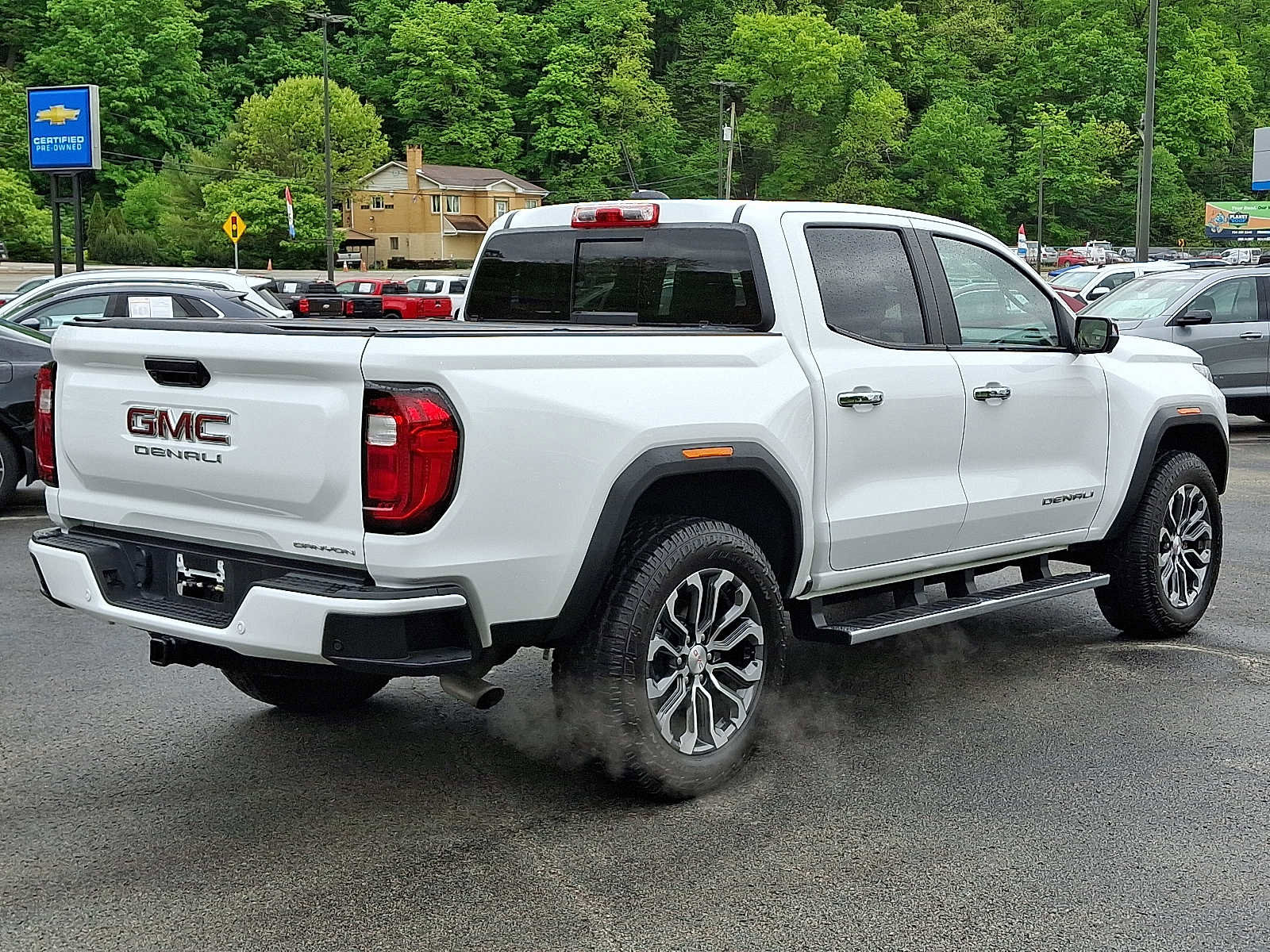 Used 2023 GMC Canyon Denali AWD/4WD image 6