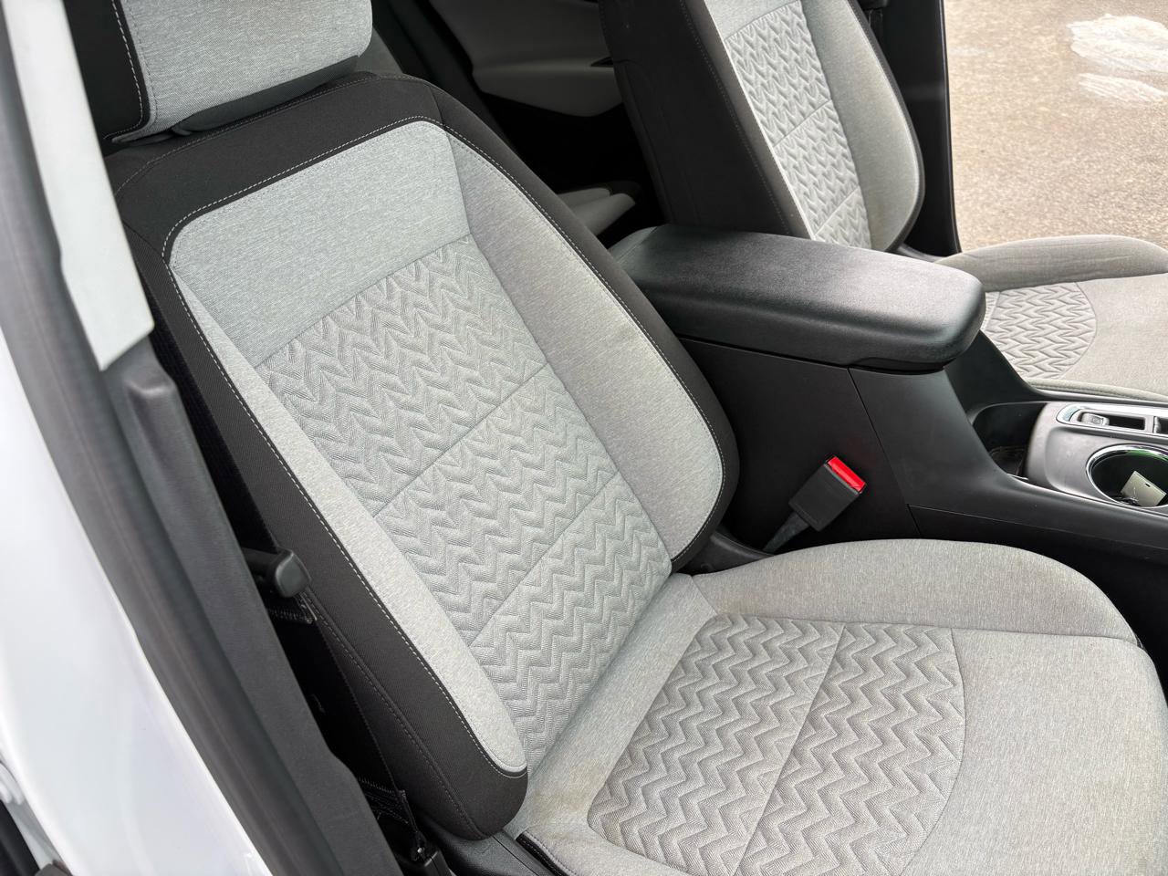 Used 2024 Chevrolet Equinox LS w/ LS Convenience Package image 42