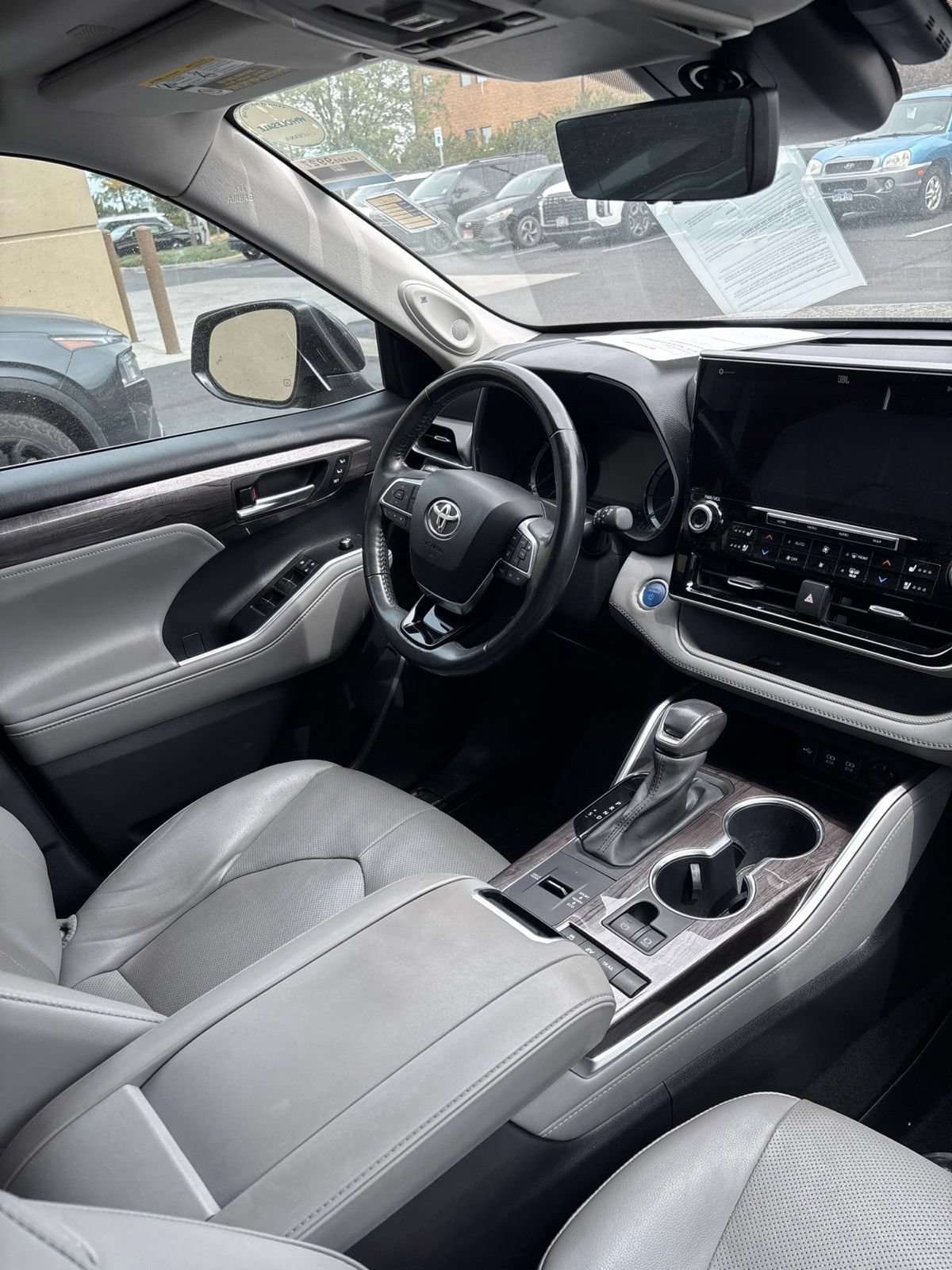 Used 2021 Toyota Highlander Platinum AWD/4WD image 5