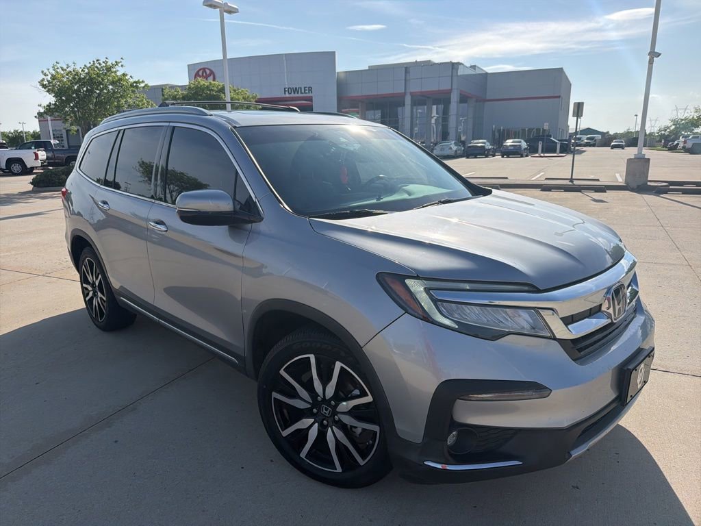 Used 2019 Honda Pilot Touring image 3