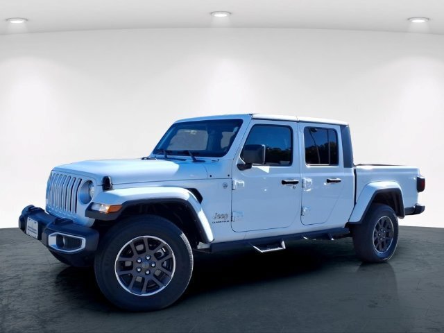 Used 2023 Jeep Gladiator Overland AWD/4WD image 2