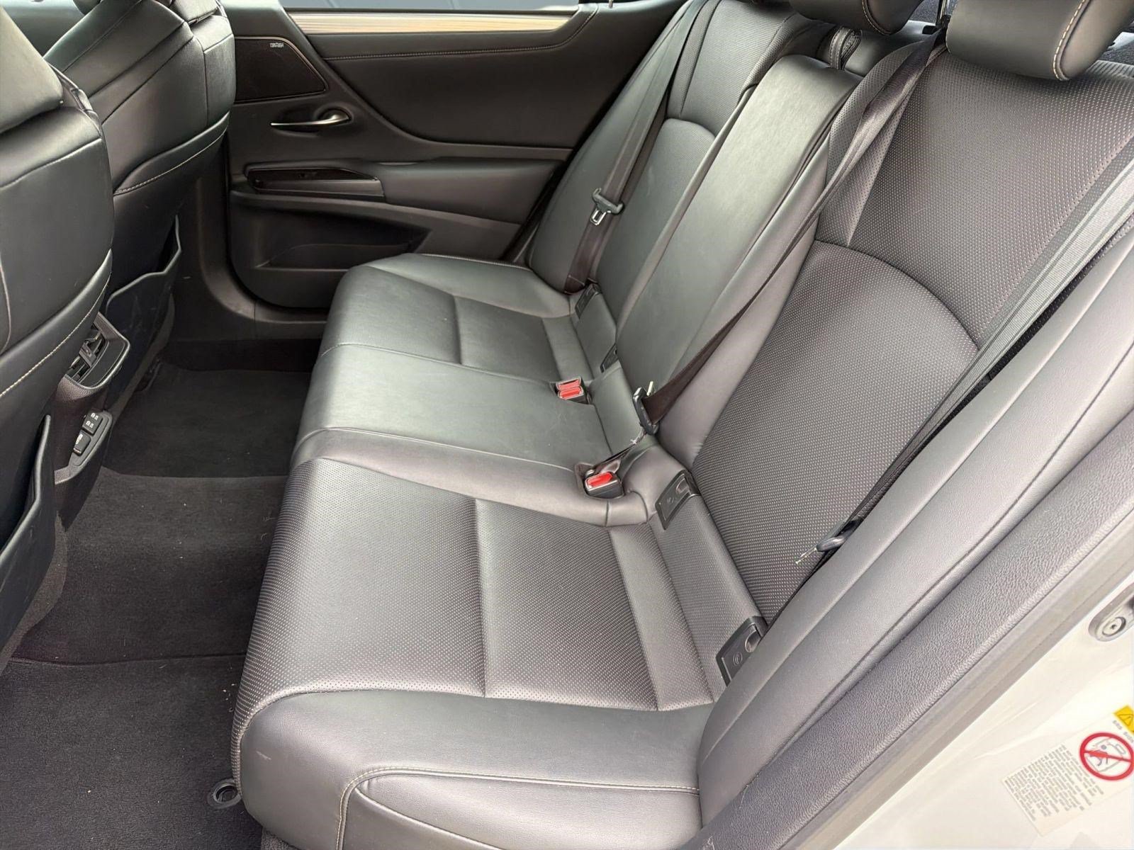 Used 2019 Lexus ES 350 F Sport w/ Accessory Package 2 FWD image 22