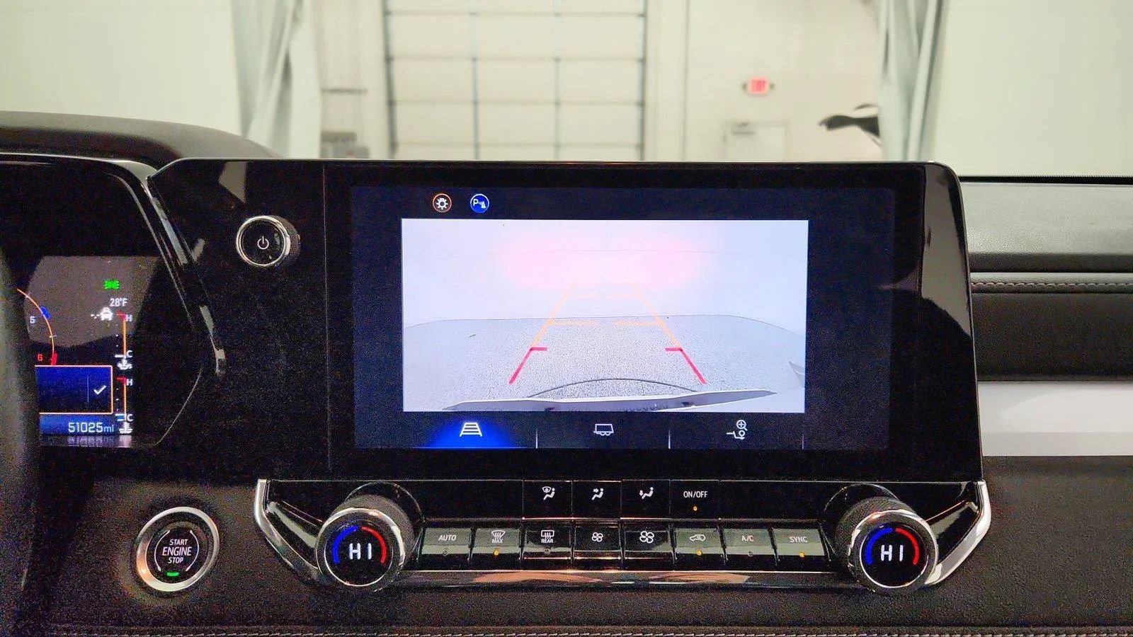 Used 2023 Chevrolet Colorado LT w/ LT Convenience Package AWD/4WD image 17