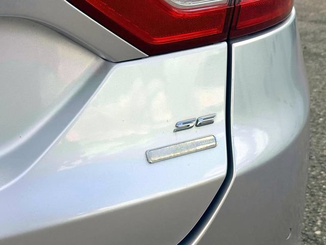 Used 2016 Ford Fusion SE AWD/4WD image 10