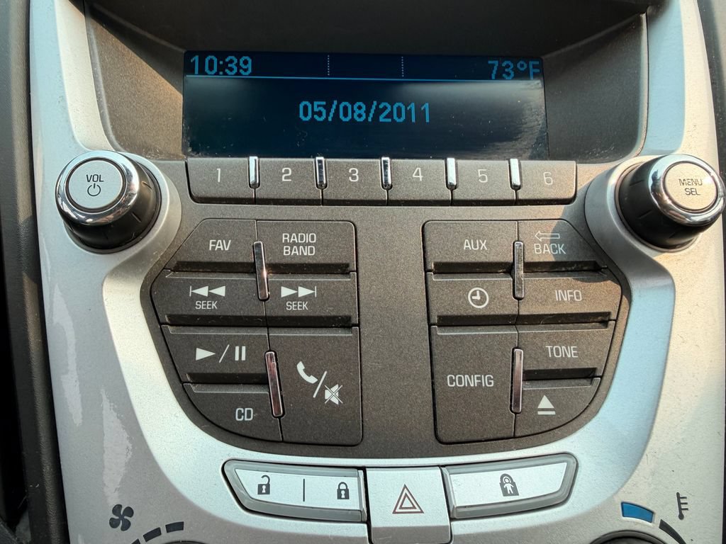 Used 2015 Chevrolet Equinox LS AWD/4WD image 22