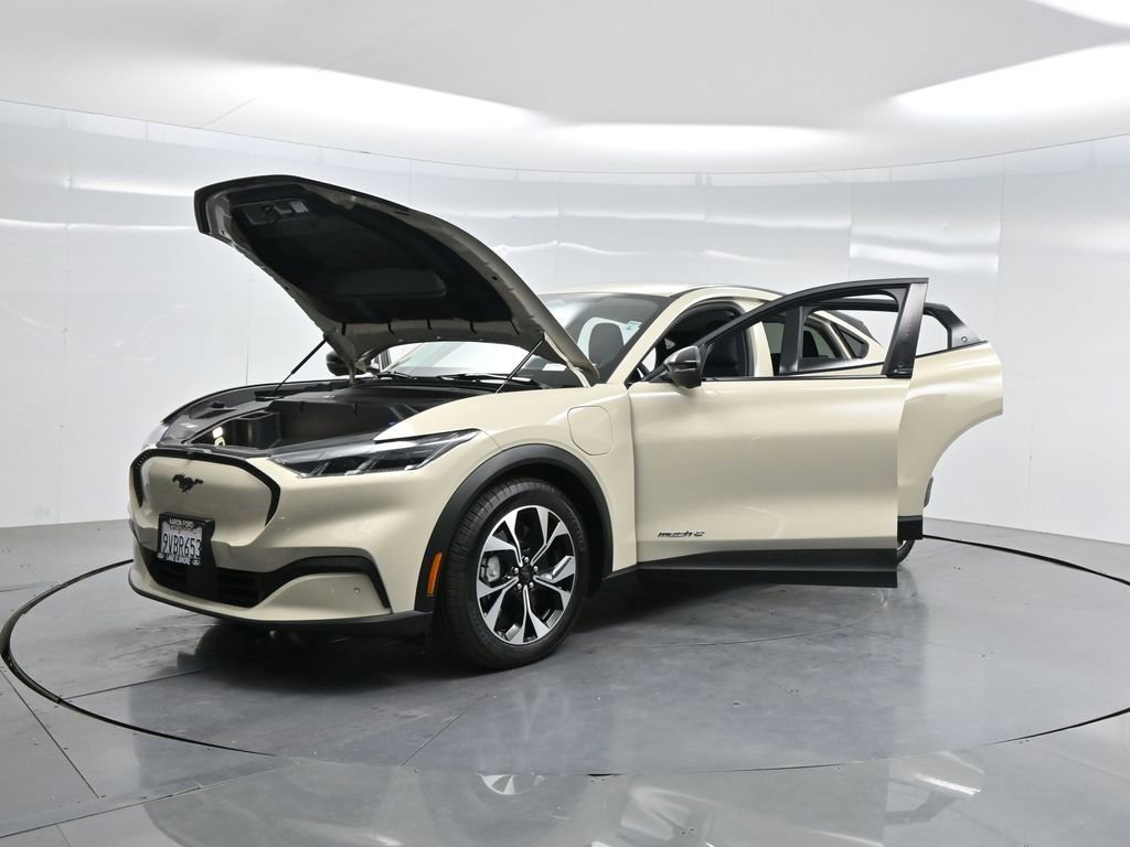 Used 2025 Ford Mustang Mach-E Select image 39