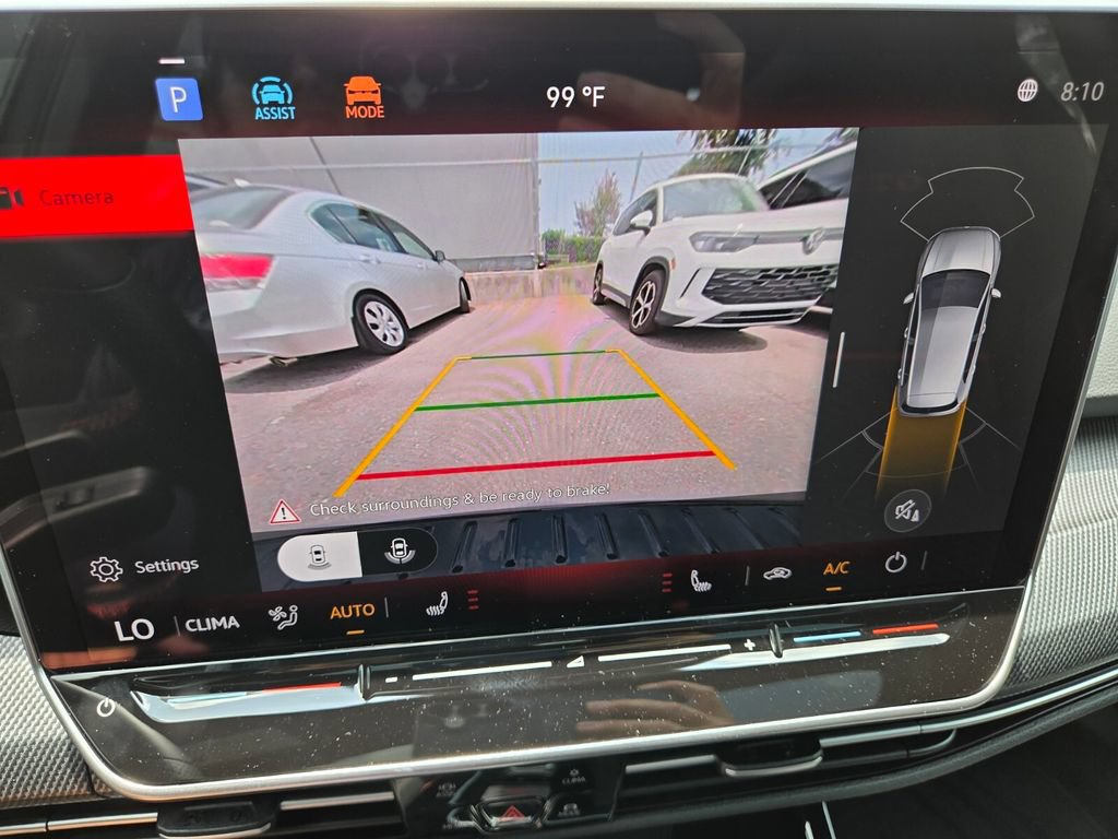 New 2026 Volkswagen GTI SE FWD image 16