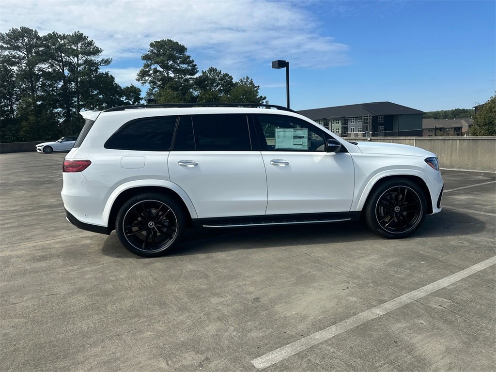 New 2026 Mercedes-Benz GLS 580 4MATIC image 9