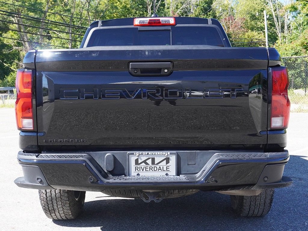 Used 2024 Chevrolet Colorado Z71 w/ Z71 Convenience Package 2 AWD/4WD image 14