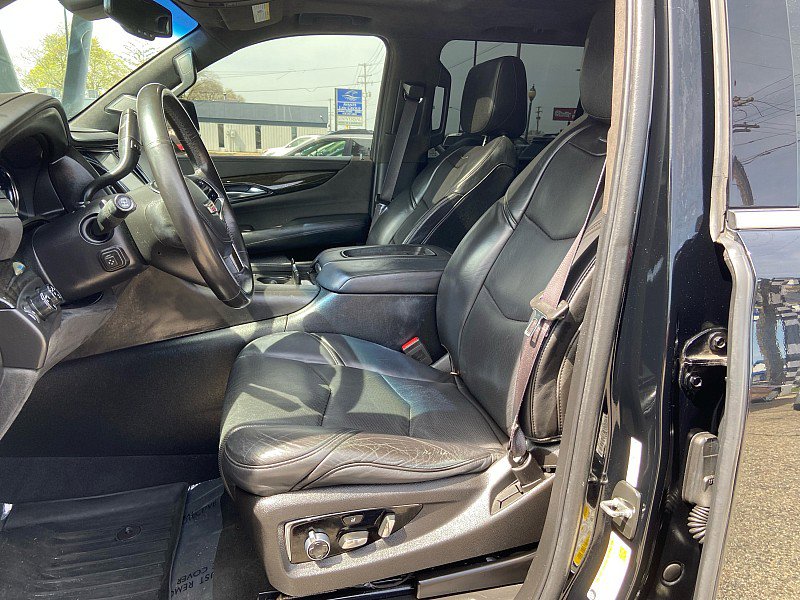Used 2016 Cadillac Escalade ESV Platinum image 9