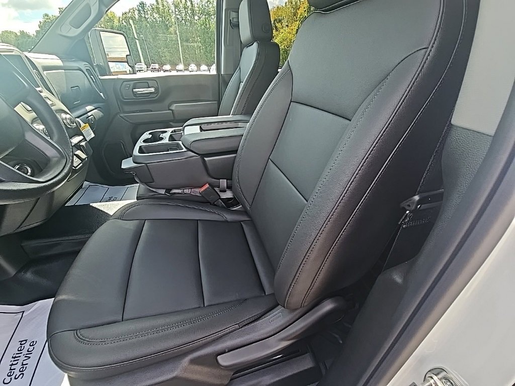 New 2026 GMC Sierra 2500 Pro w/ Convenience Package image 12