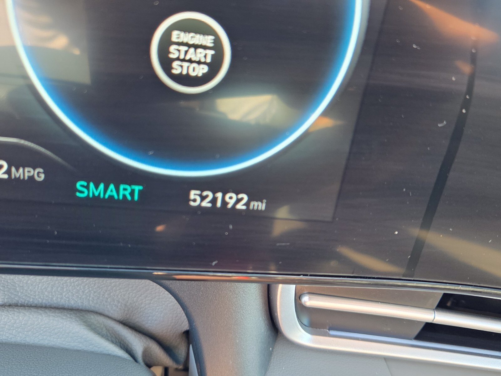 Used 2025 Hyundai Elantra SEL FWD image 26