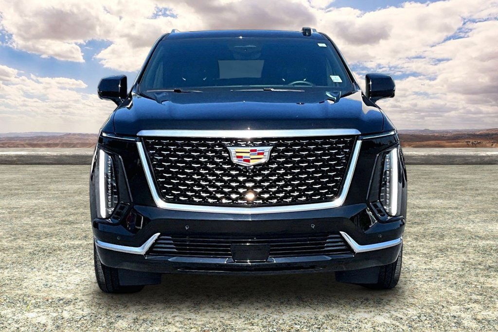 Certified 2026 Cadillac Escalade Luxury AWD/4WD image 2