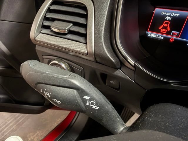 Used 2020 Ford Fusion SE FWD image 32