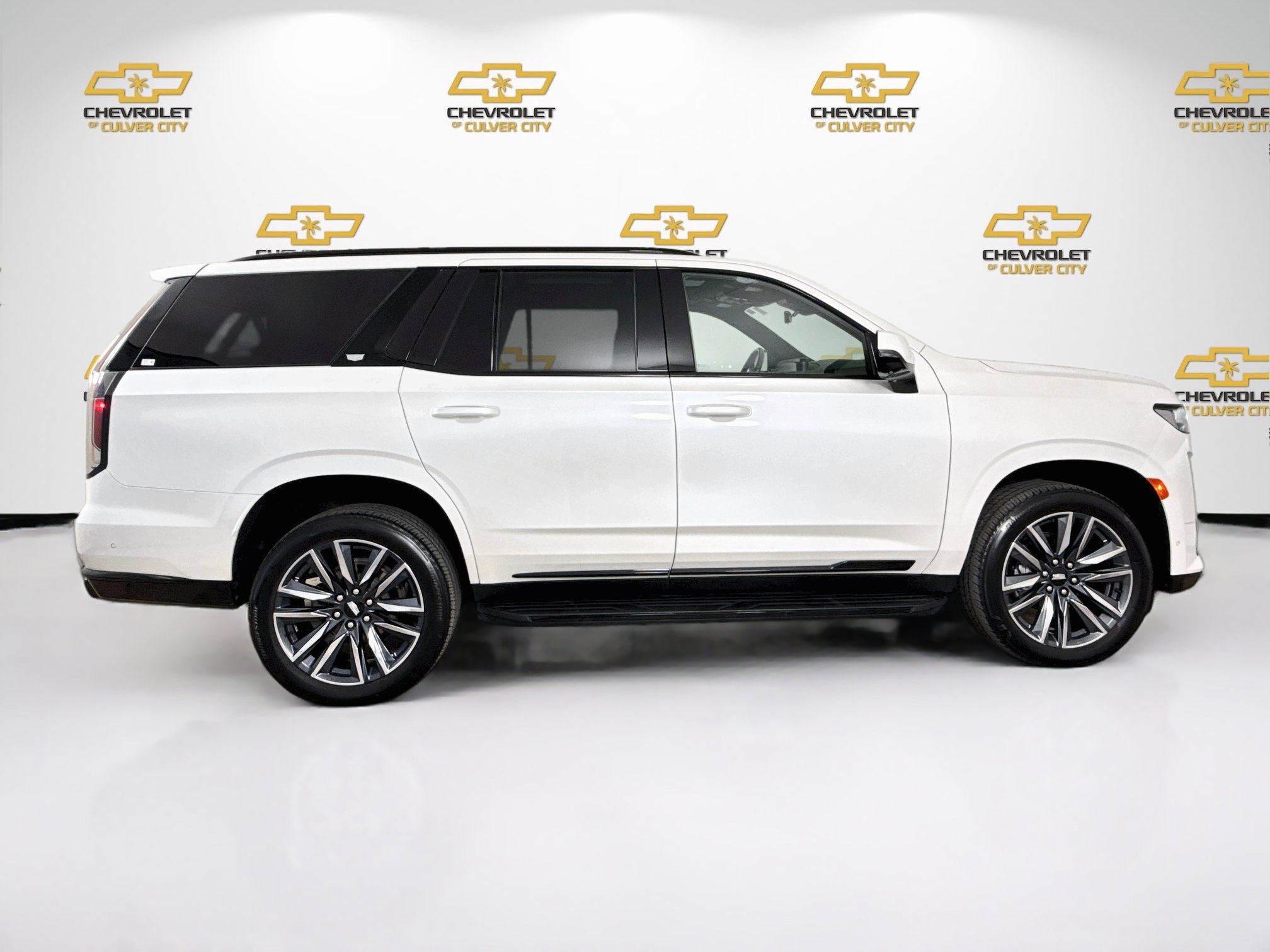 Used 2022 Cadillac Escalade Sport RWD image 9