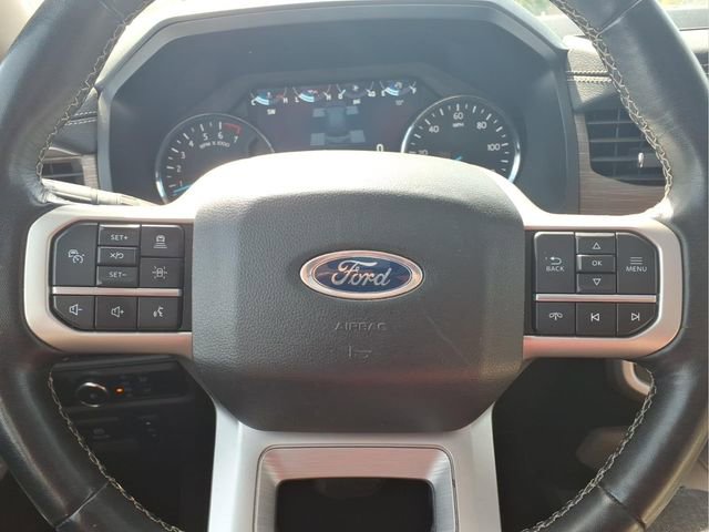 Used 2023 Ford Expedition Limited image 12