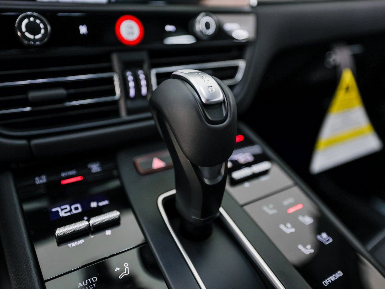 New 2026 Porsche Macan S image 20