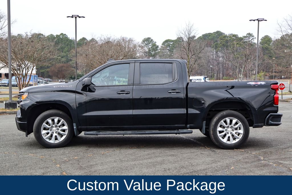 Used 2023 Chevrolet Silverado 1500 Custom image 4