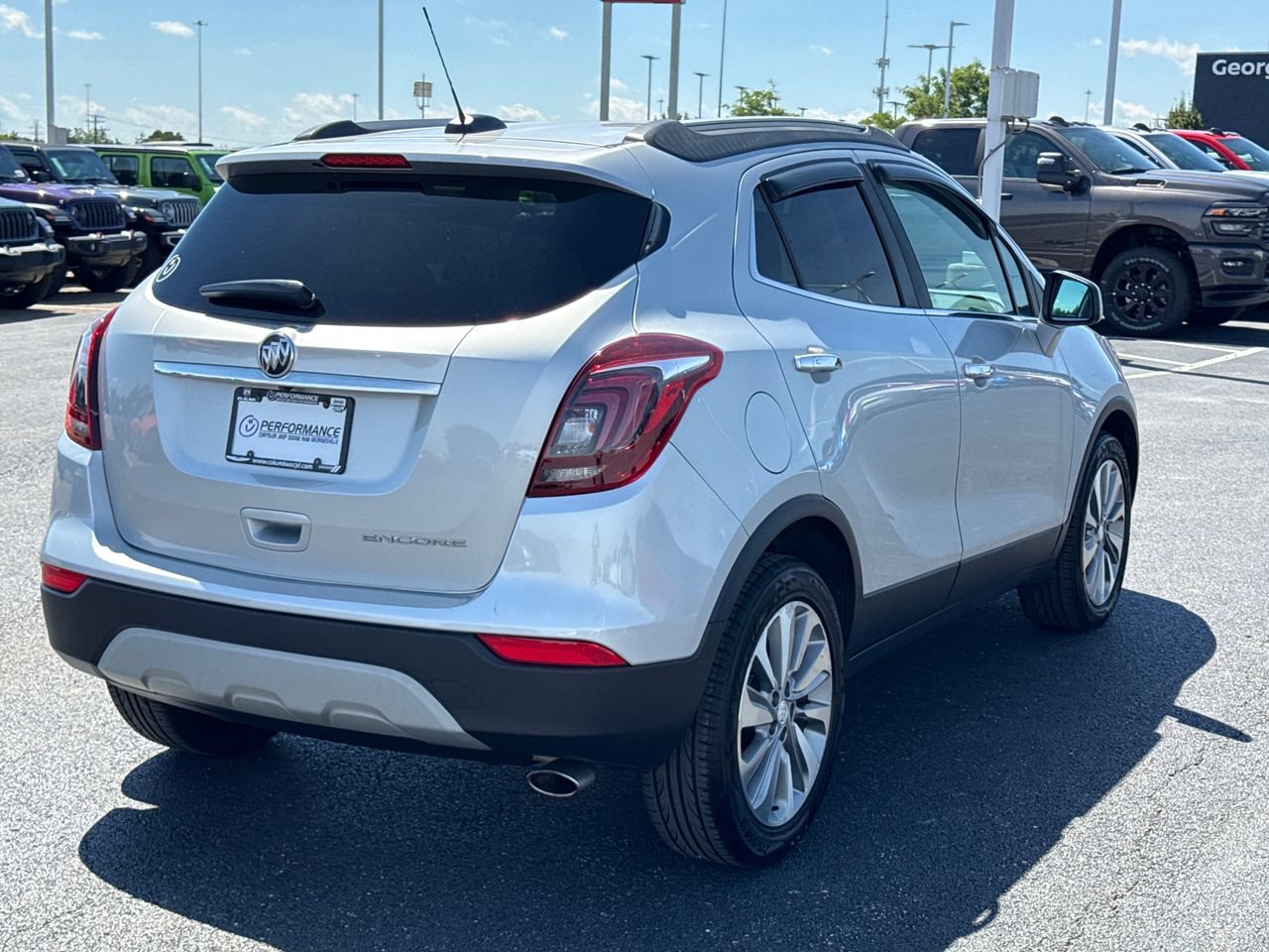 Used 2020 Buick Encore Preferred w/ Safety Package FWD image 3