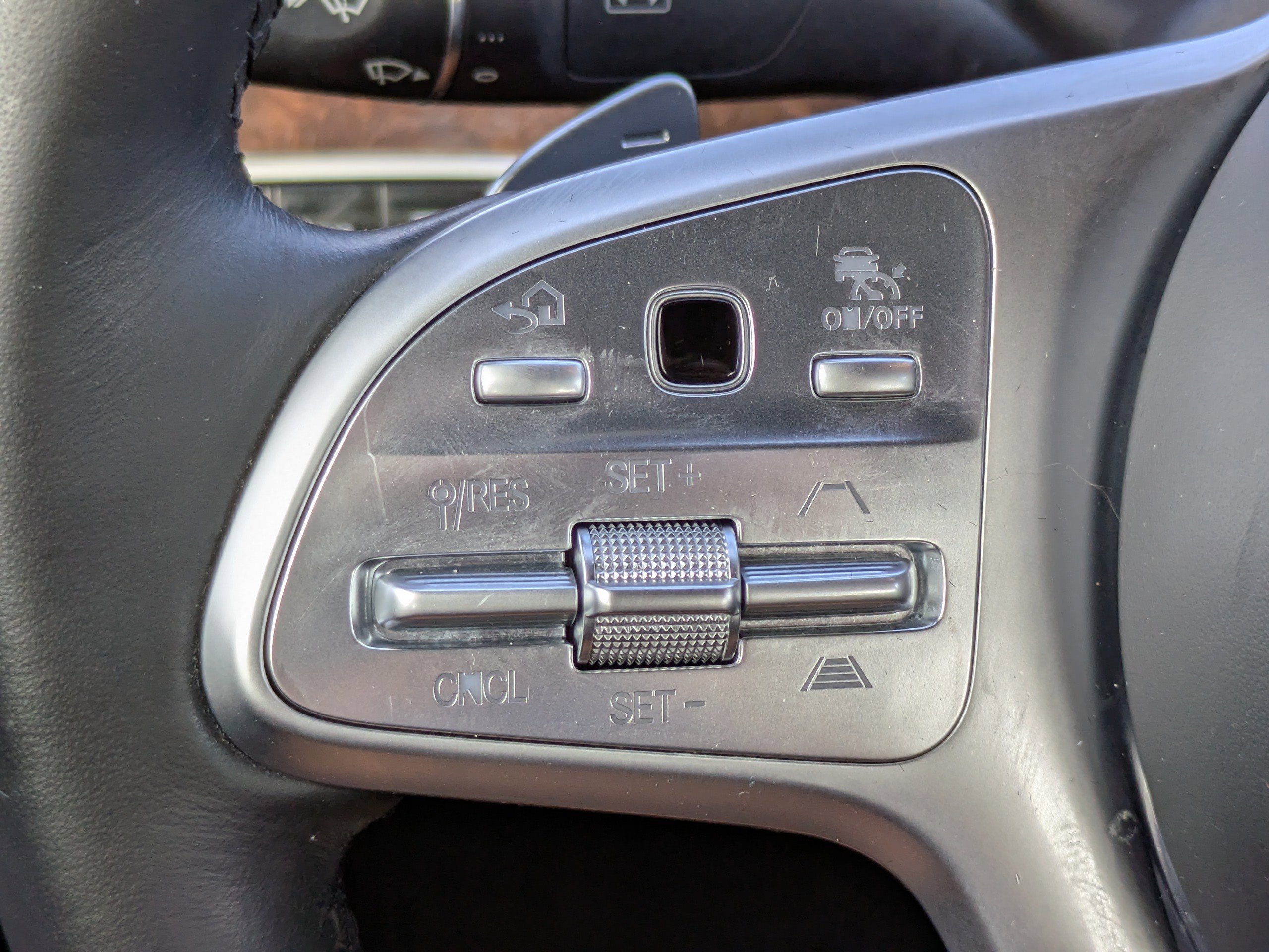 Used 2018 Mercedes-Benz S 450 Sedan image 30