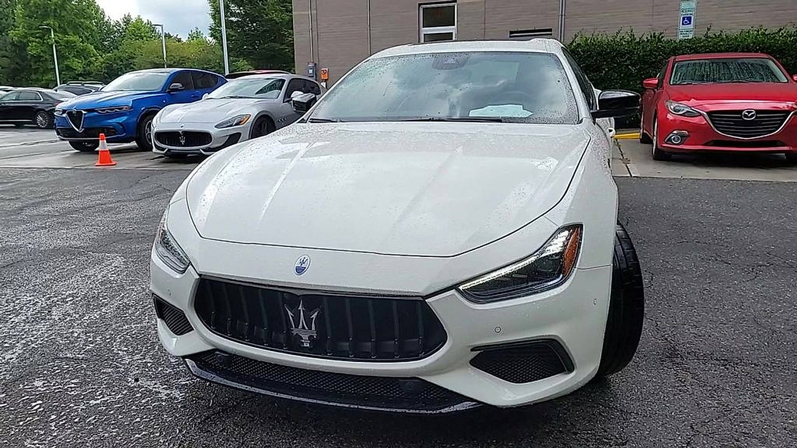 New 2024 Maserati Ghibli Modena Ultima Q4 image 3