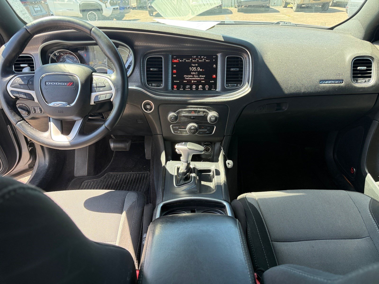 Used 2016 Dodge Charger SXT w/ Rallye Group RWD image 17