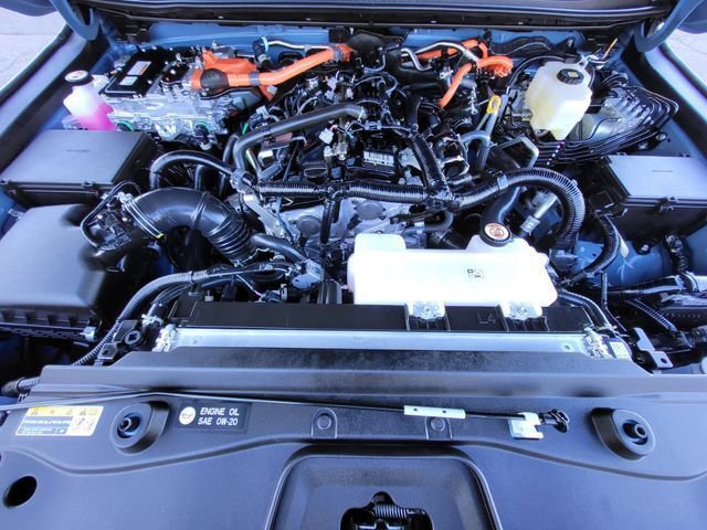 Used 2025 Toyota Land Cruiser w/ Premium Package image 10