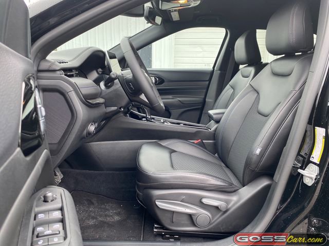 New 2026 Jeep Compass Latitude image 25