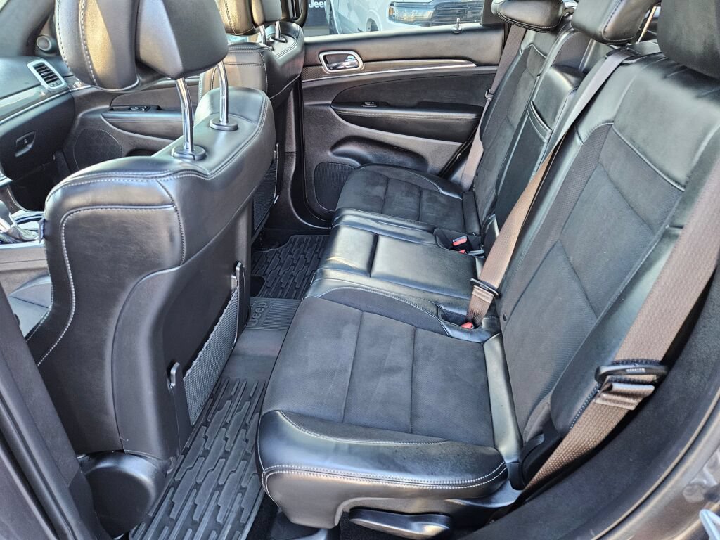 Used 2021 Jeep Grand Cherokee SRT AWD/4WD image 18