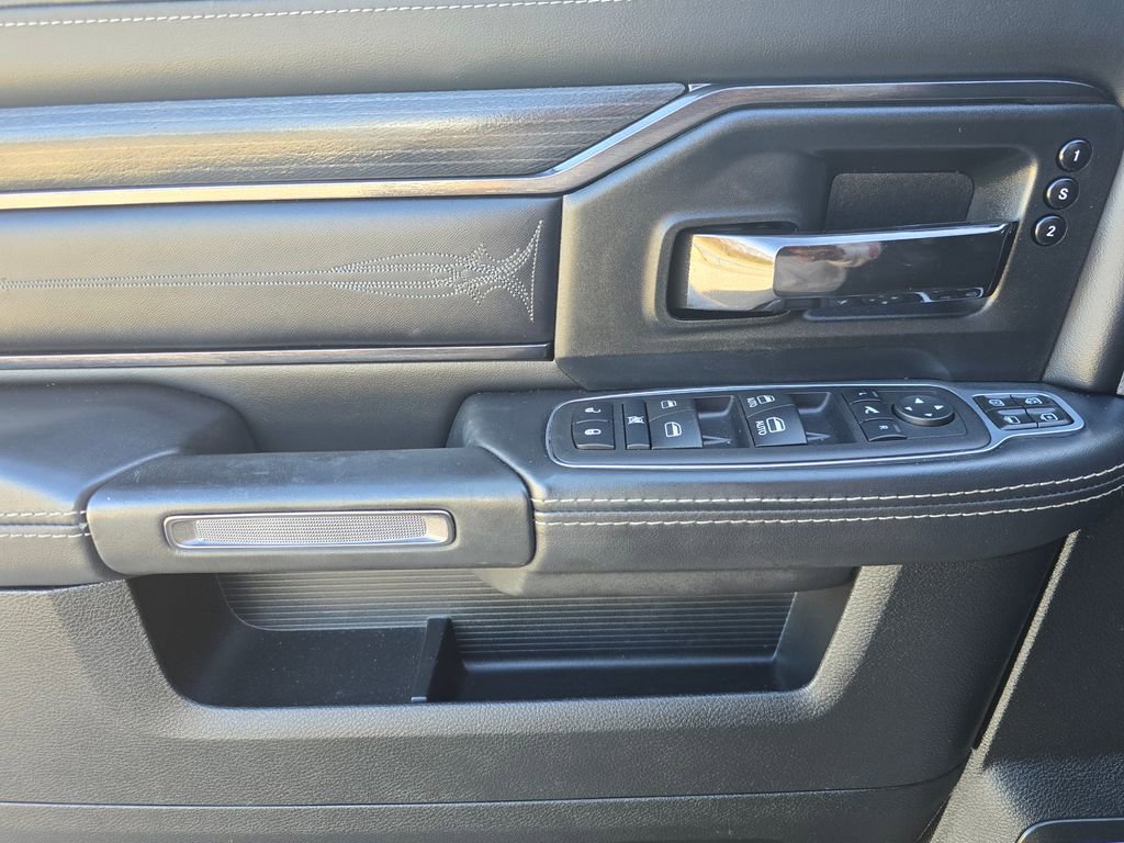 Used 2024 RAM 2500 Limited image 17