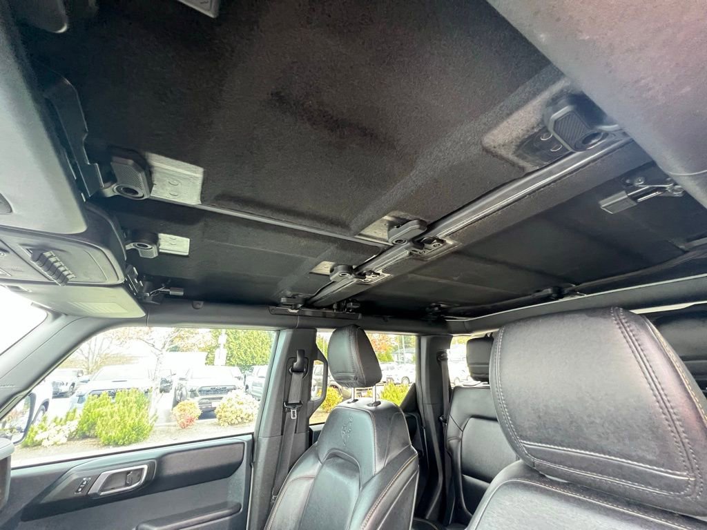 Used 2024 Ford Bronco Badlands image 17