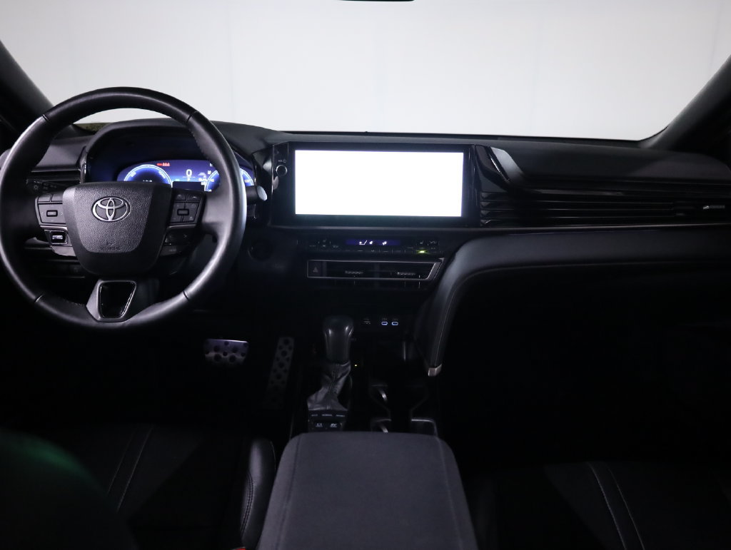 Used 2025 Toyota Camry XSE FWD image 44