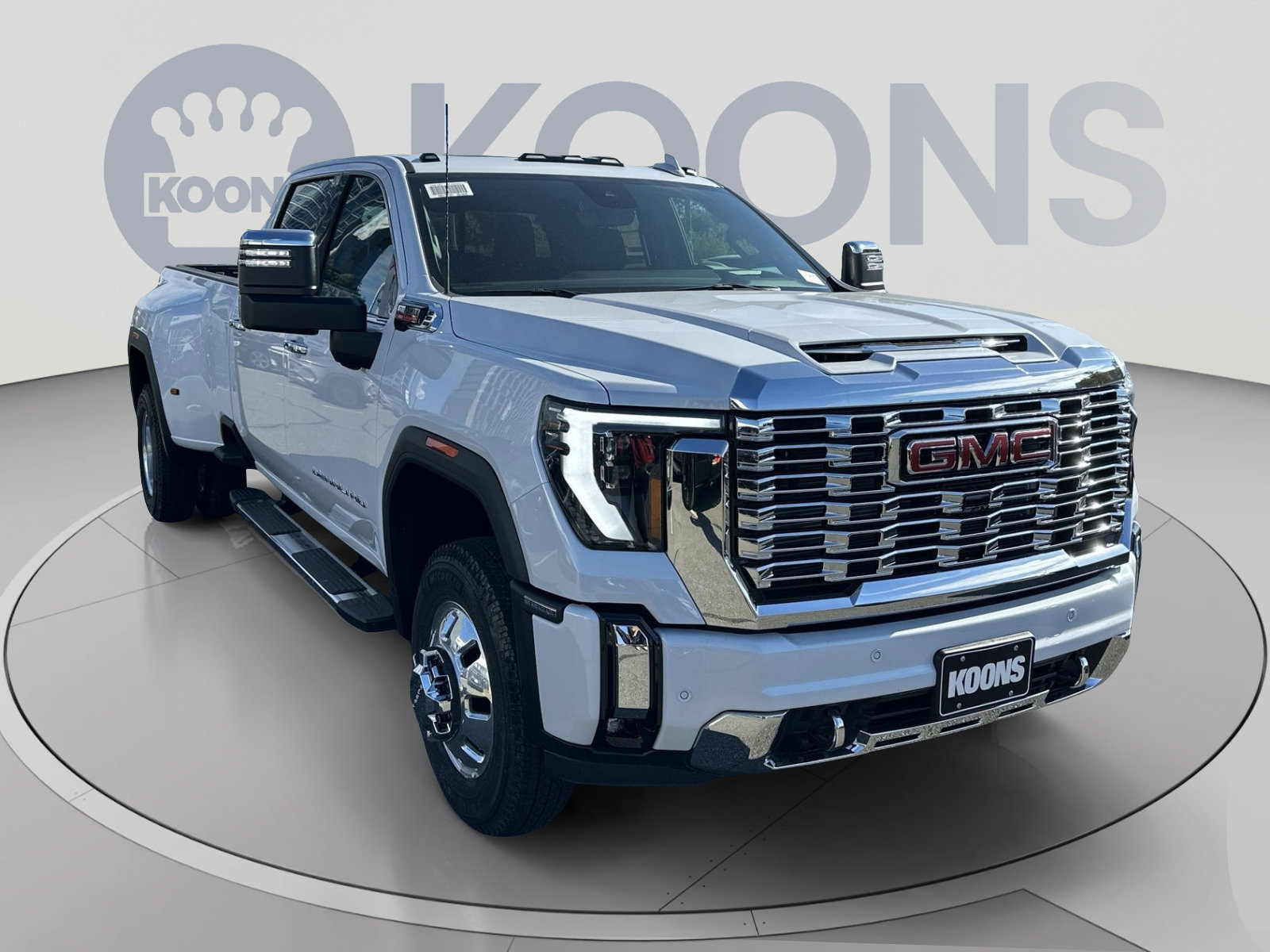 New 2026 GMC Sierra 3500 Denali w/ Denali Reserve Package AWD/4WD image 10