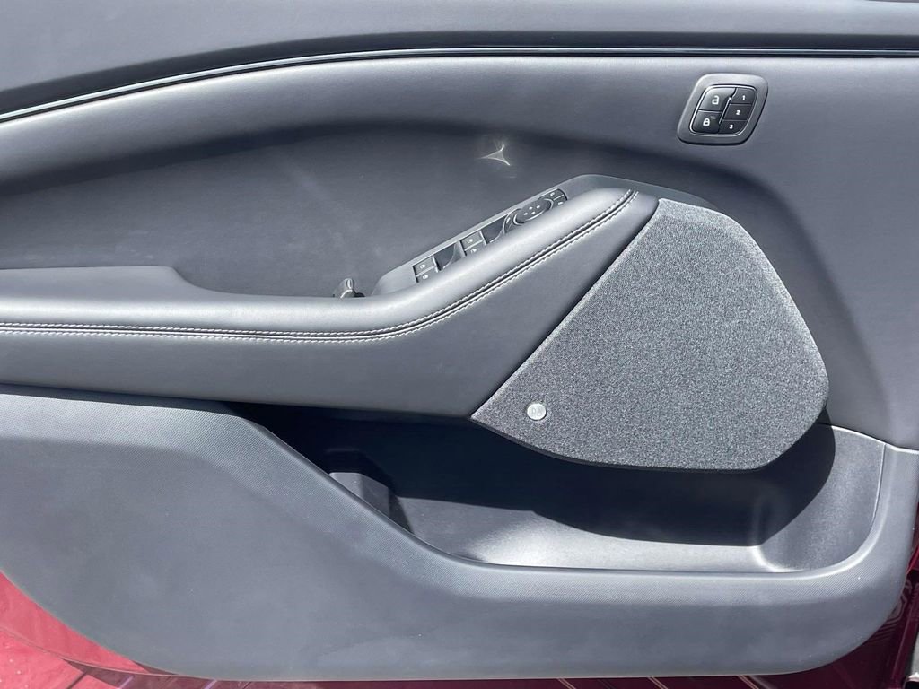 New 2025 Ford Mustang Mach-E Premium image 19