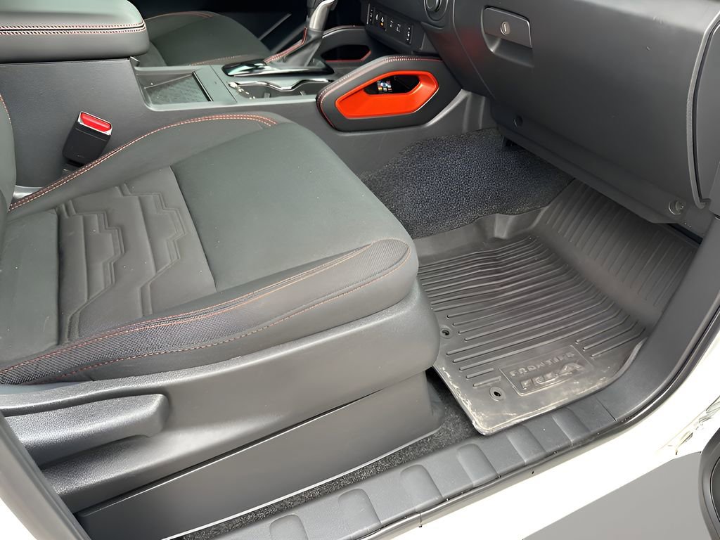 Used 2024 Nissan Frontier PRO-4X w/ Pro Convenience Package image 15