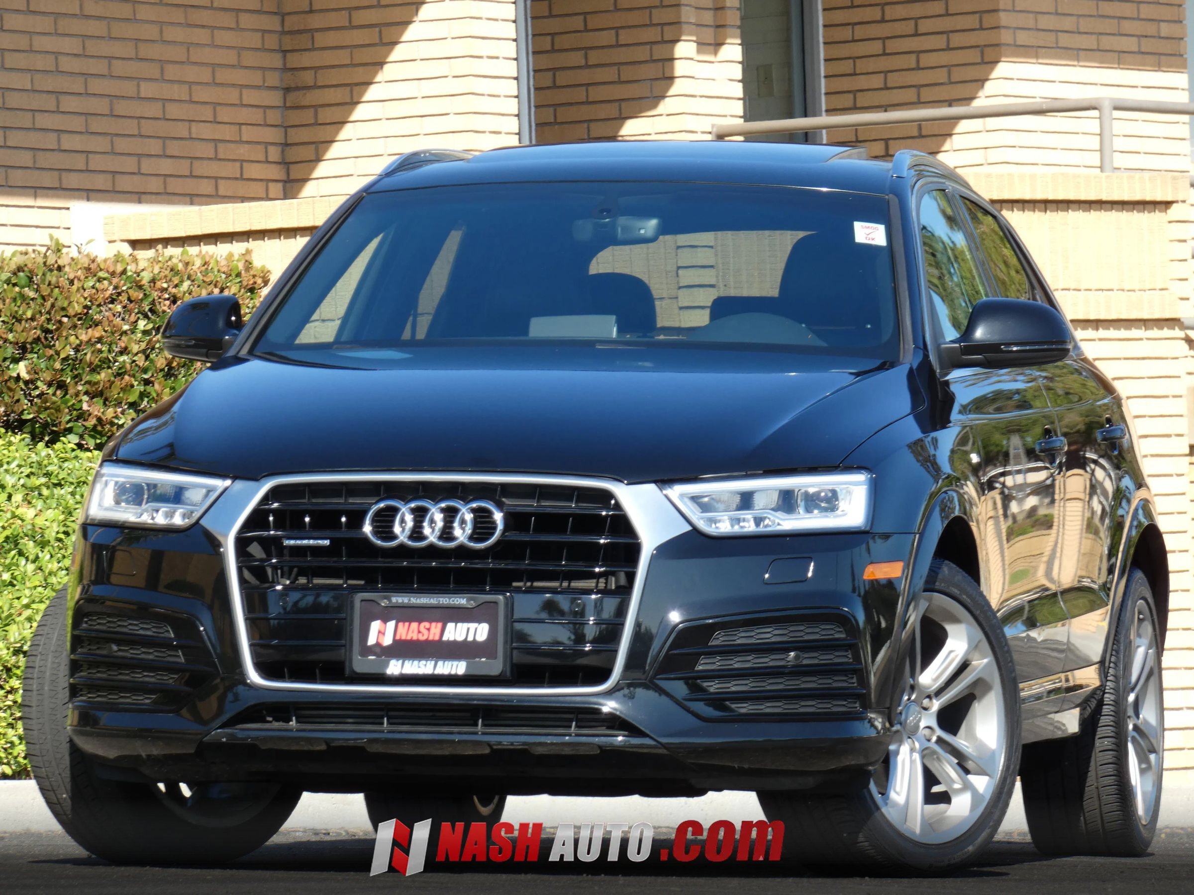 Used 2018 Audi Q3 2.0T Premium Plus w/ Premium Plus Package AWD/4WD image 4