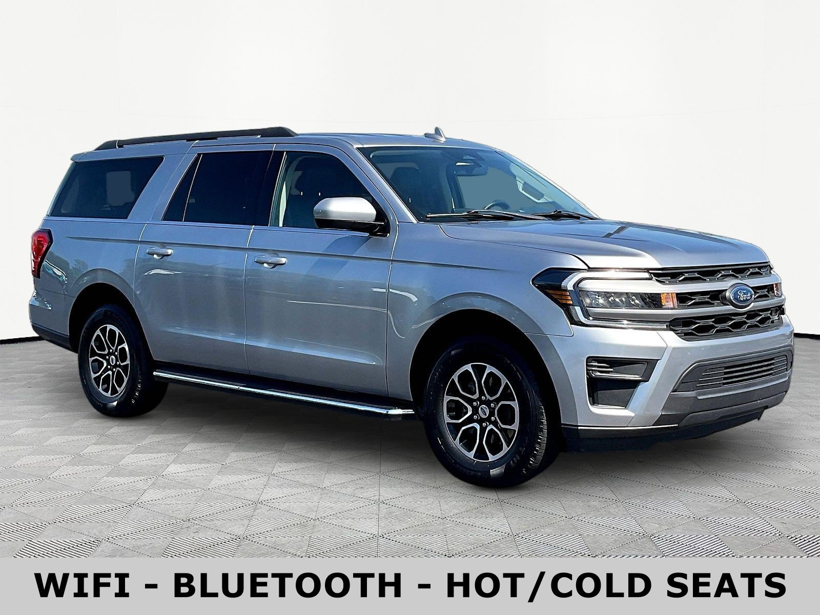 Used 2022 Ford Expedition Max XLT RWD image 3