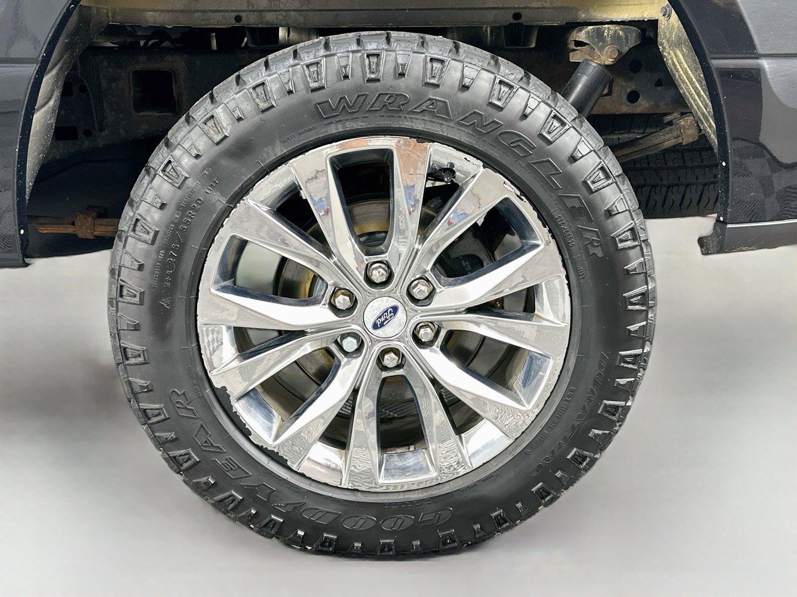 Used 2016 Ford F150 XLT w/ Equipment Group 302A Luxury AWD/4WD image 29