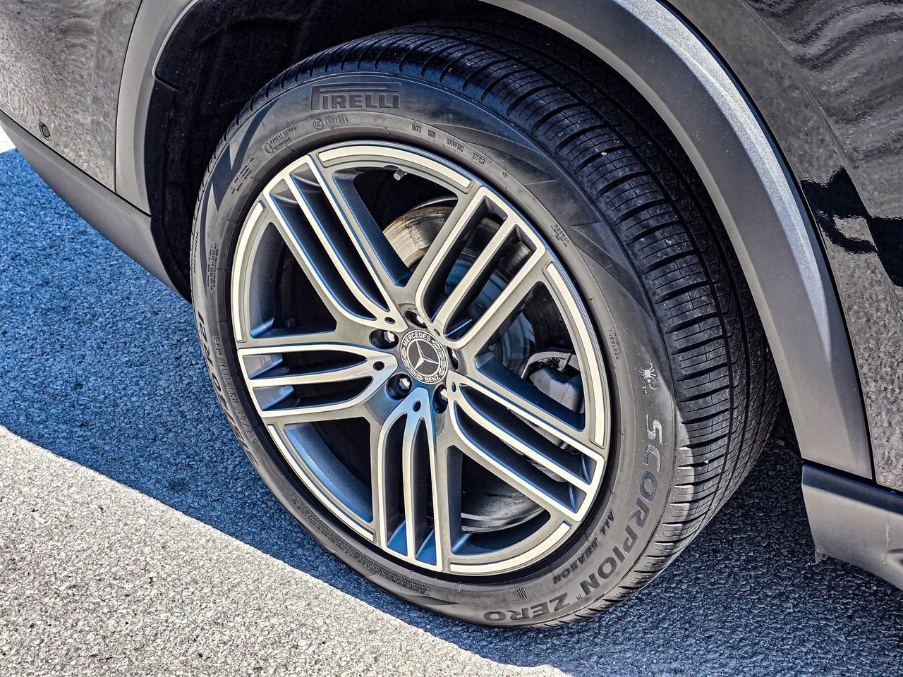New 2026 Mercedes-Benz GLS 450 4MATIC image 8