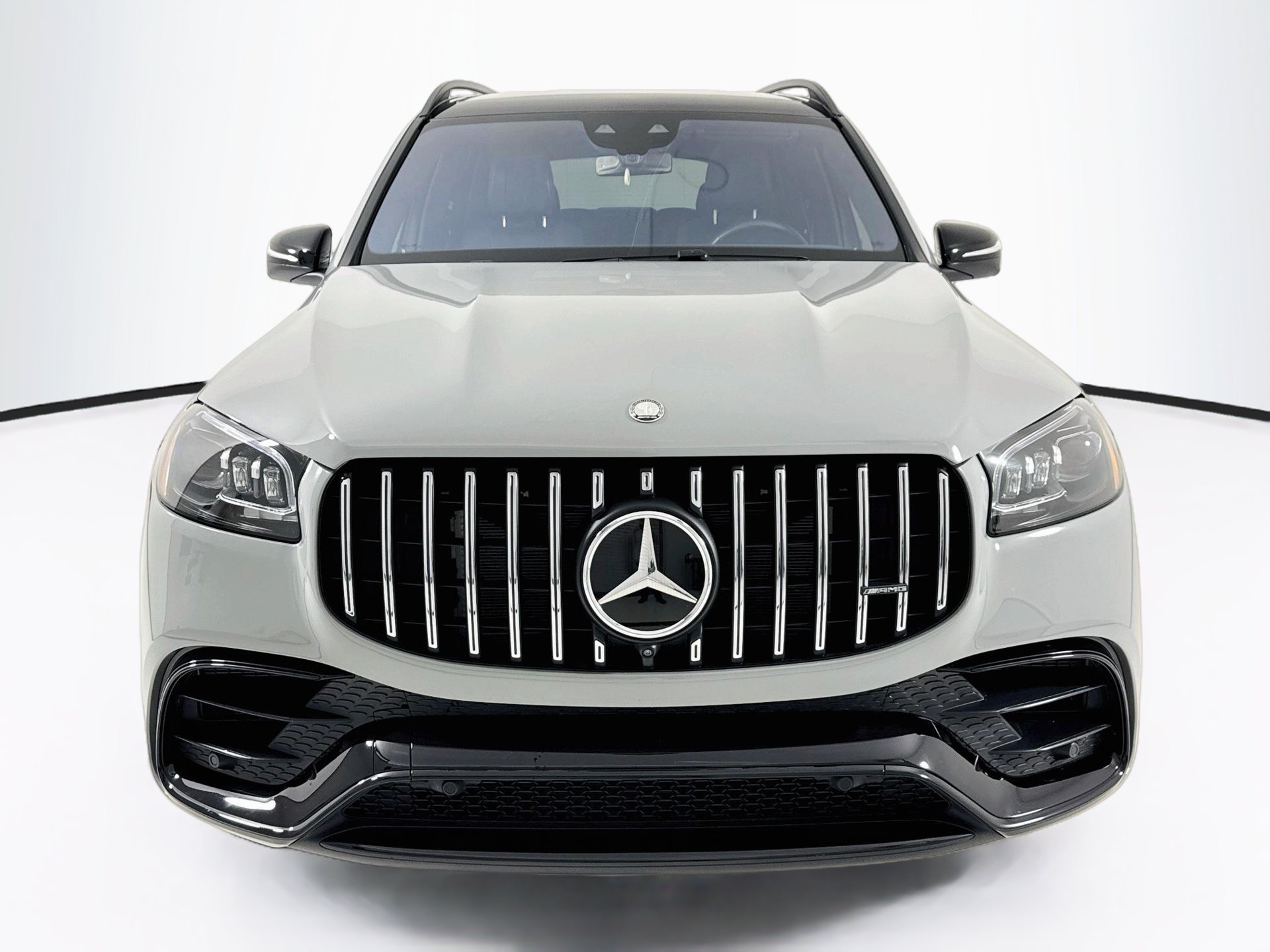 Used 2025 Mercedes-Benz GLS 63 AMG 4MATIC image 2