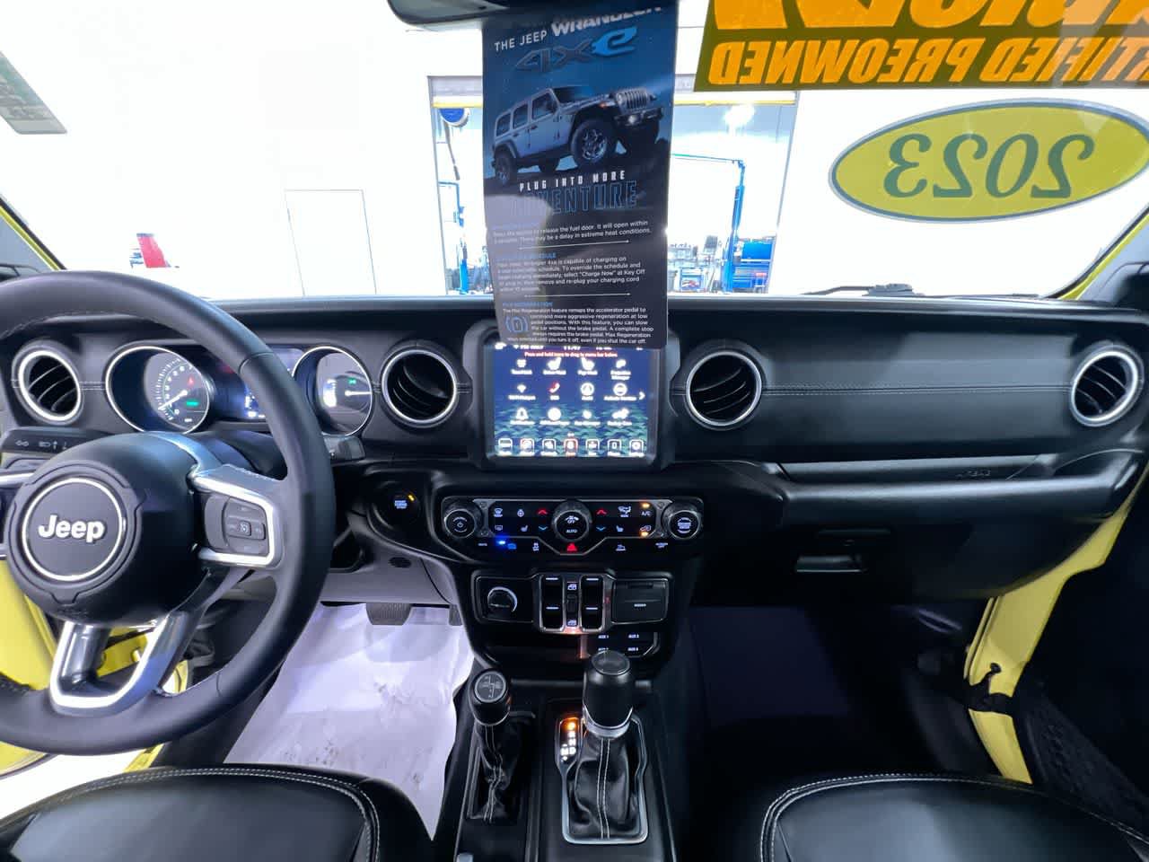 Used 2023 Jeep Wrangler Unlimited Sahara w/ Cold Weather Group AWD/4WD image 23