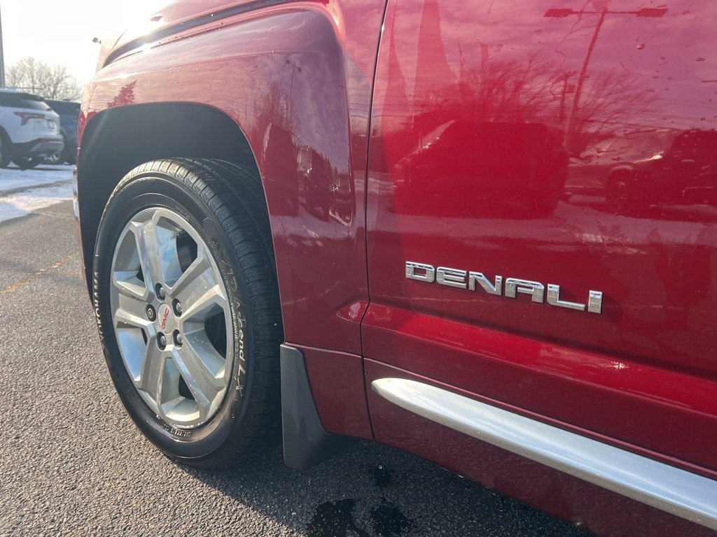 Used 2017 GMC Terrain Denali image 4