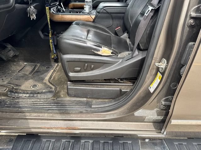 Used 2015 Chevrolet Silverado 2500 LTZ w/ Duramax Plus Package AWD/4WD image 4
