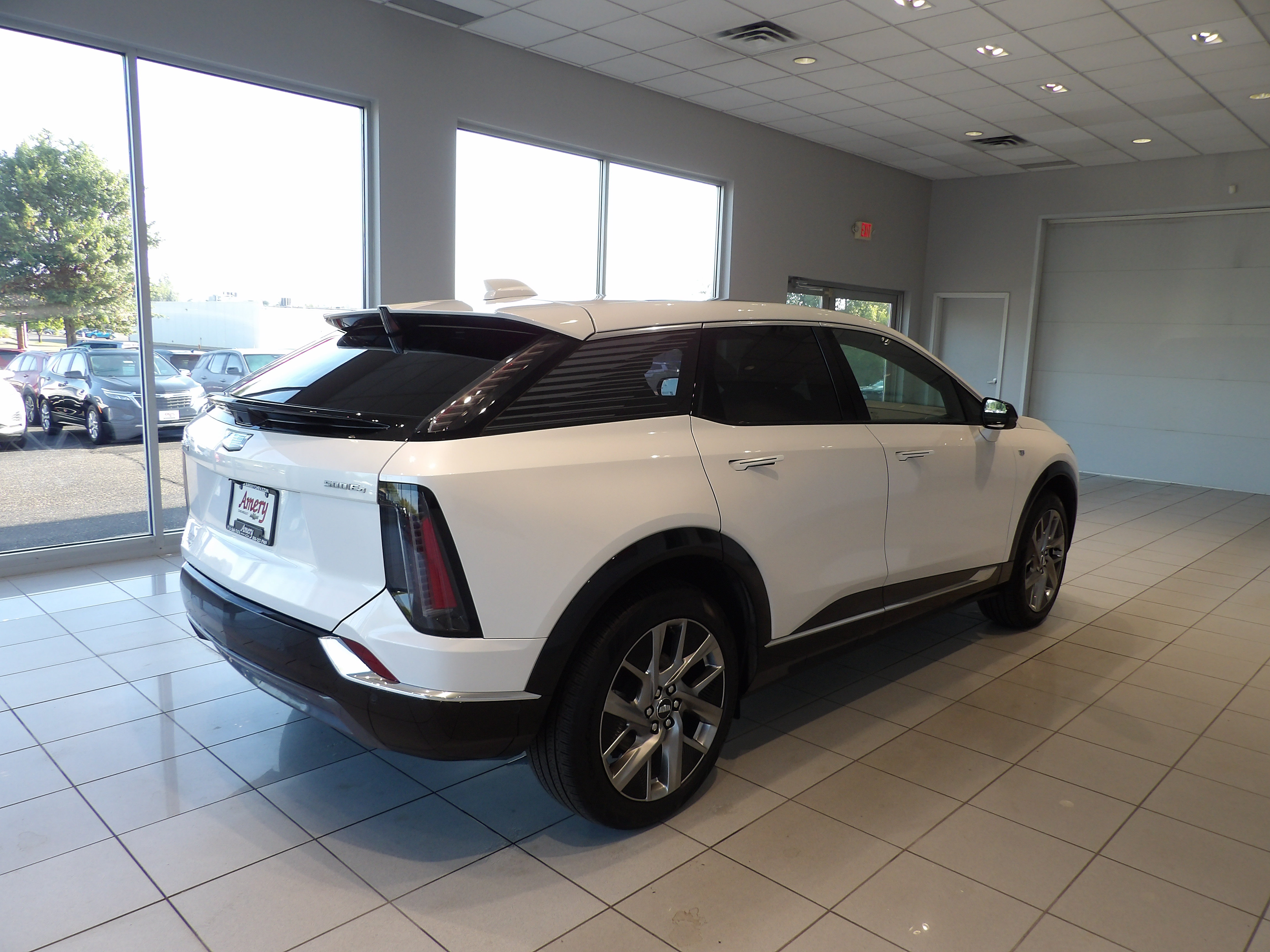 Used 2025 Cadillac Optiq Luxury 1 AWD/4WD image 4
