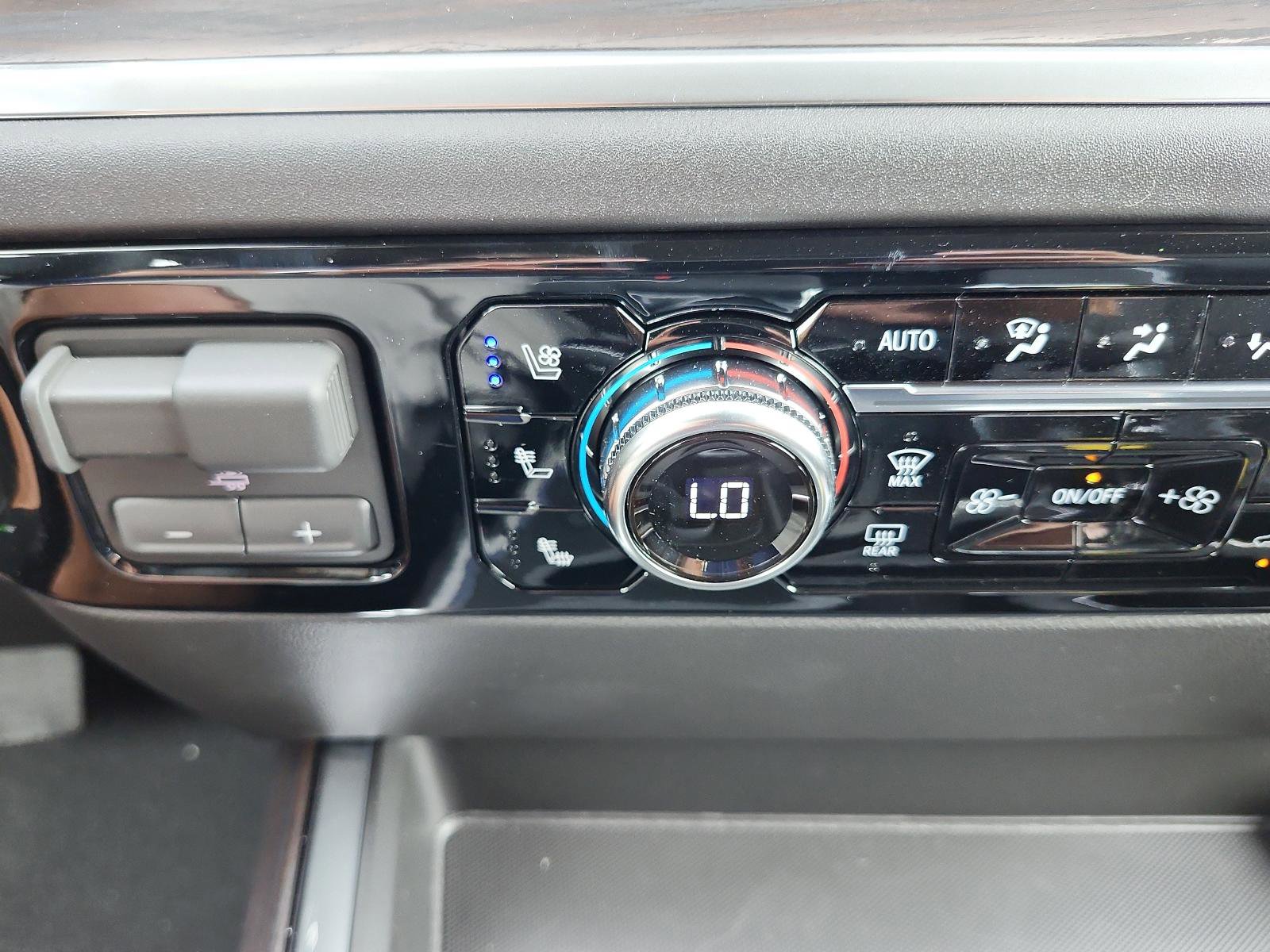 New 2026 GMC Sierra 1500 SLT w/ SLT Premium Plus Package image 18