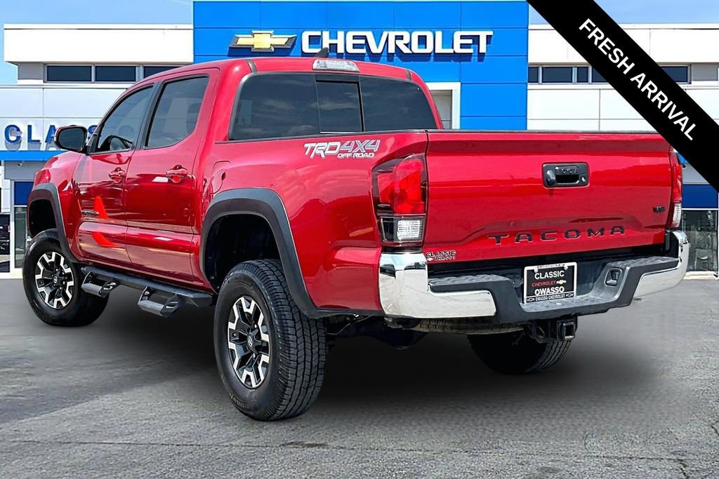 Used 2019 Toyota Tacoma TRD Off-Road AWD/4WD image 3
