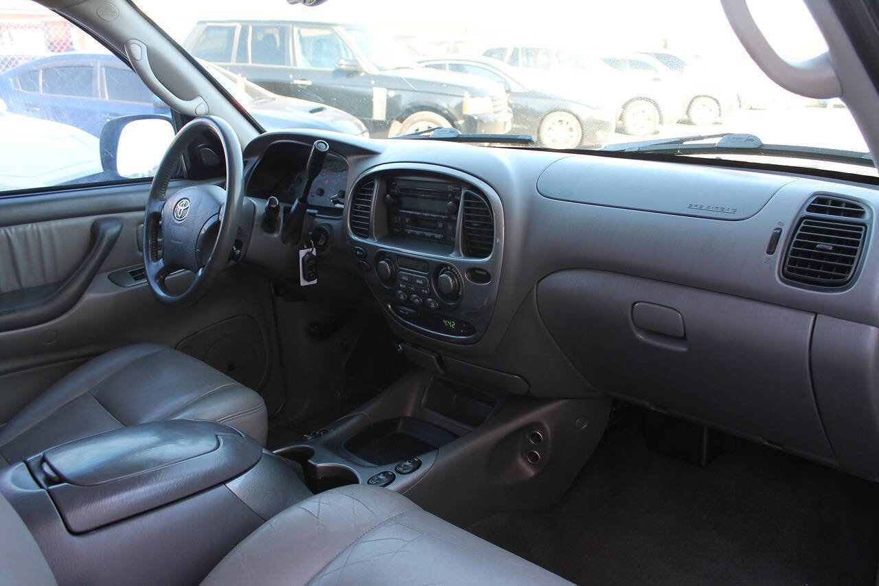Used 2003 Toyota Sequoia Limited RWD image 35