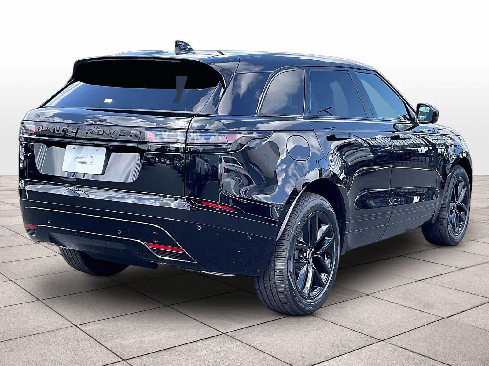 New 2026 Land Rover Range Rover Velar Dynamic SE AWD/4WD image 3