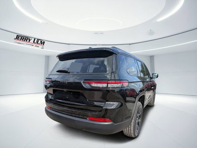 New 2025 Jeep Grand Cherokee L Laredo image 3